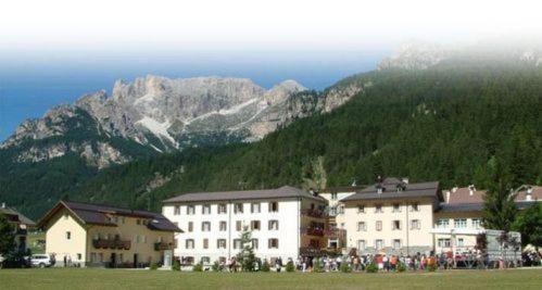Soggiorno Dolomiti Mazzin Eksteriør bilde